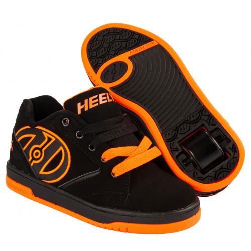 Size 12 deals heelys shoes