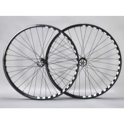 BLAD Geared Wheel Set - Black/White Check