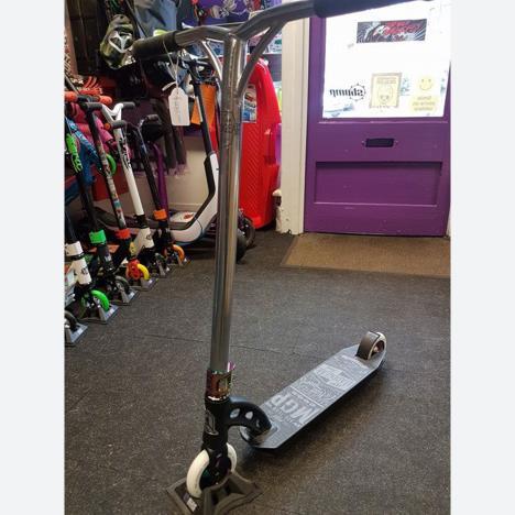 SnS Custom scooter MGP.. Revolution  £240.00