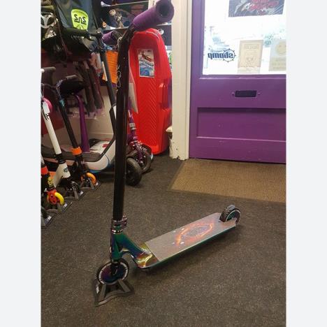 SnS Custom scooter Blunt Fasen AO  £385.00