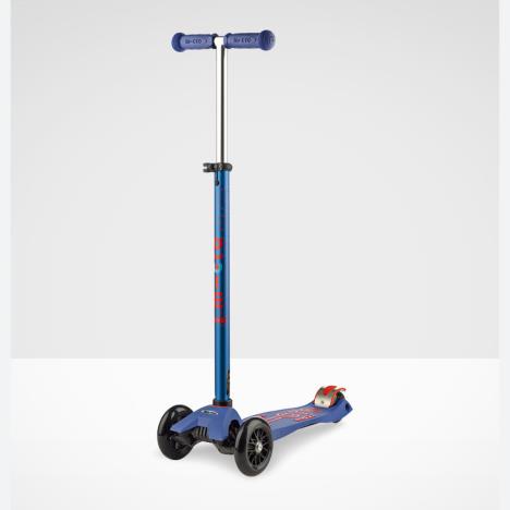 MAXI MICRO DELUXE SCOOTER Blue £129.95