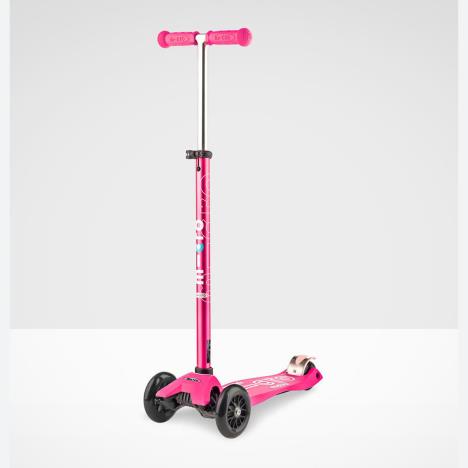 MAXI MICRO DELUXE SCOOTER Pink £124.95