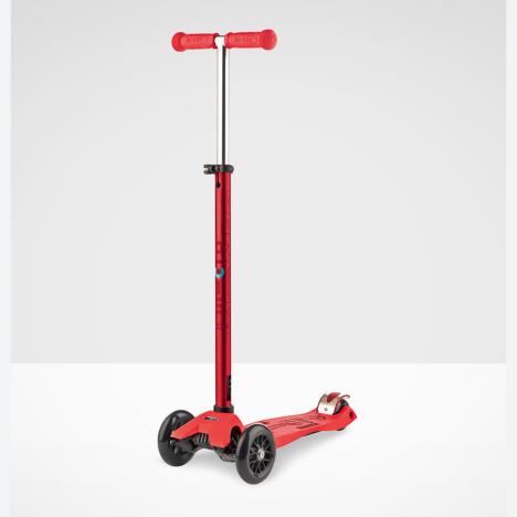 MAXI MICRO DELUXE SCOOTER Red £129.95