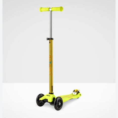 MAXI MICRO DELUXE SCOOTER Yellow £129.95