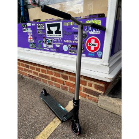 SNS CUSTOM - BLUNT / ENTITY / LUCKY JAYDEN SHARMAN / ROOT  £465.00