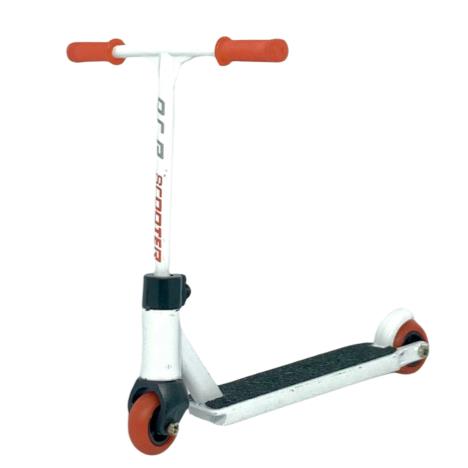 Finger Scootz - White White £9.99