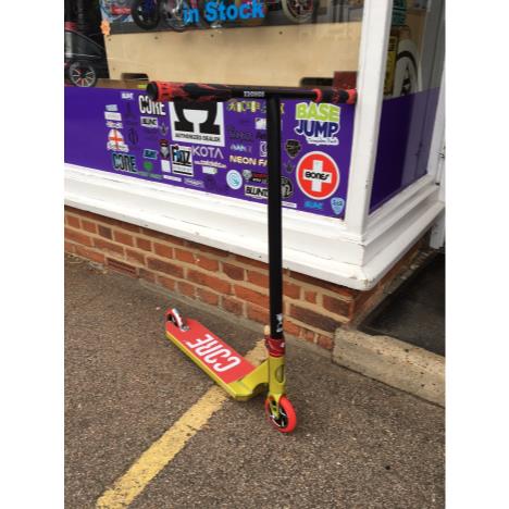 SNS CUSTOM - APEX/DRONE/LONGWAY (Jesse Bayes Signature Apex Deck) Yellow/Red/Black £700.00