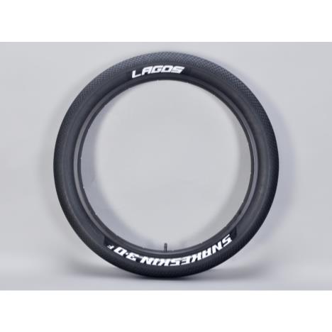 Snakeskin 3.0 Fat 27.5" Tyres - Black  £60.00